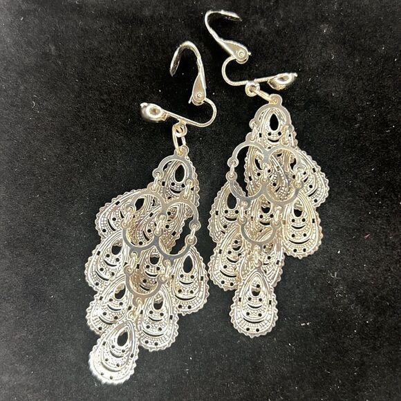 Bohemian Silver Tone Ornate Feather Dangle Clip-On Earrings - Picture 4 of 4